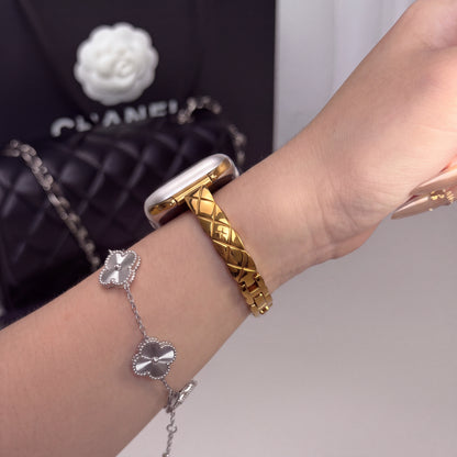 Timeless Quilted Apple Watch Bracelet