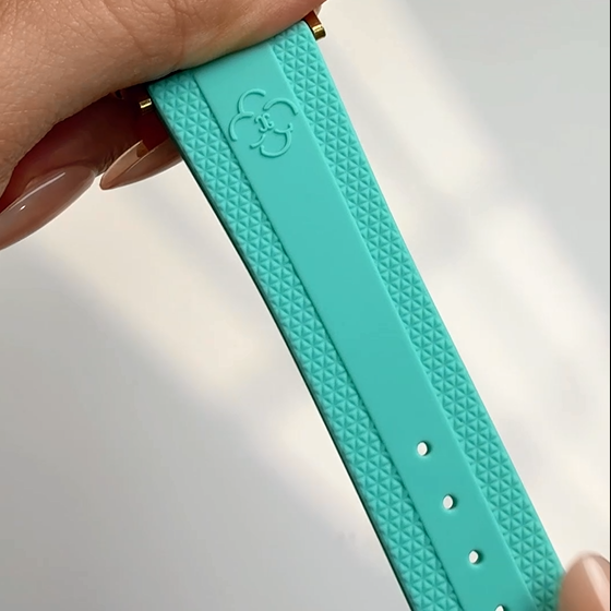 Silicone Magnetic Buckle Band For Apple Watch