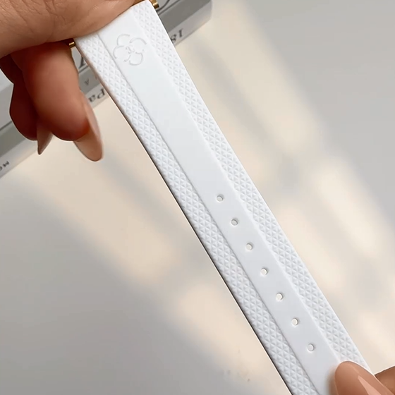 Silicone Magnetic Buckle Band For Apple Watch