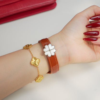 Lucky Clover Magnetic Leather Watch Band for Apple Watch