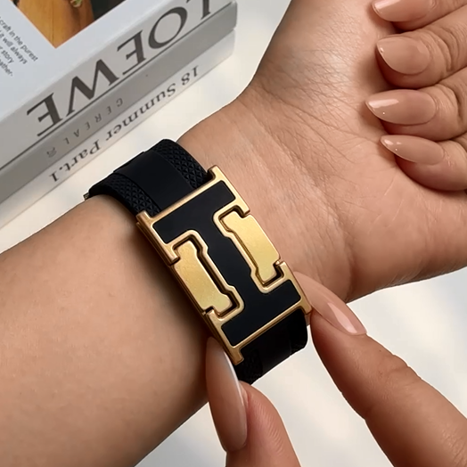 Silicone Magnetic Buckle Band For Apple Watch